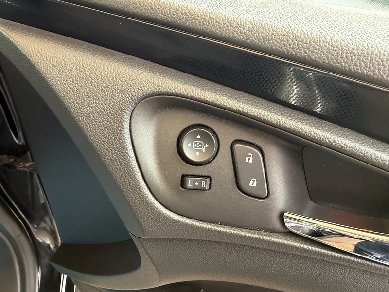 Used Vauxhall Insignia 2014 for sale - 77447117: Photo 22