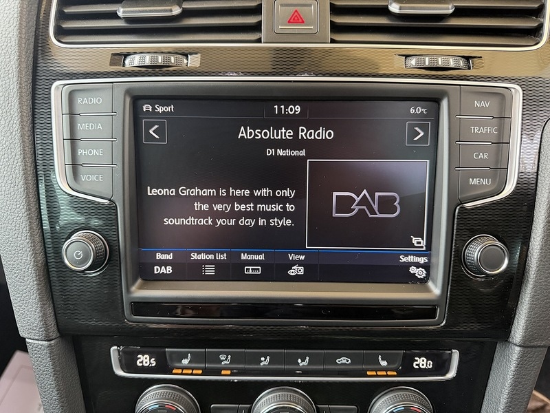 Used Volkswagen Golf 2016 for sale - 77065443: Photo 22