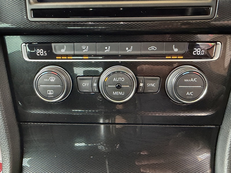 Used Volkswagen Golf 2016 for sale - 77065443: Photo 24