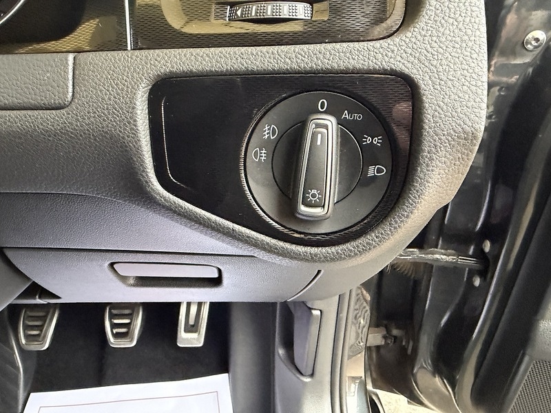 Used Volkswagen Golf 2016 for sale - 77065443: Photo 25