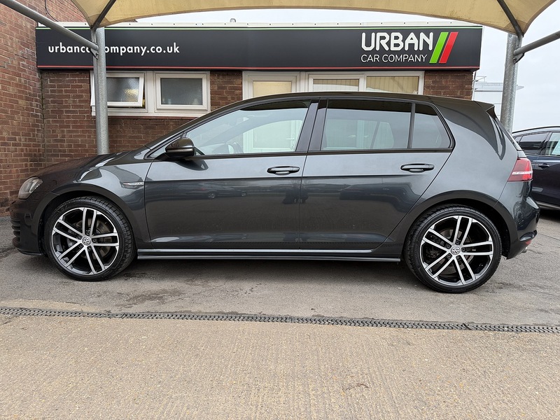 Used Volkswagen Golf 2016 for sale - 77065443: Photo 3