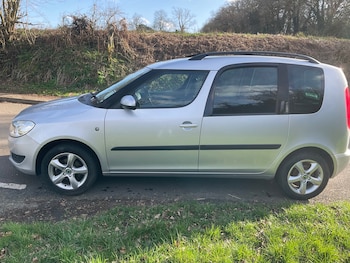 Used Skoda Roomster 2011 for sale - 77731081: Photo