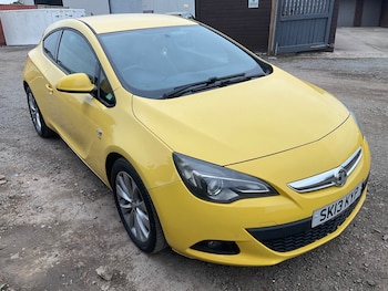 2013 (13) - 2.0 CDTi 16V SRi 3dr