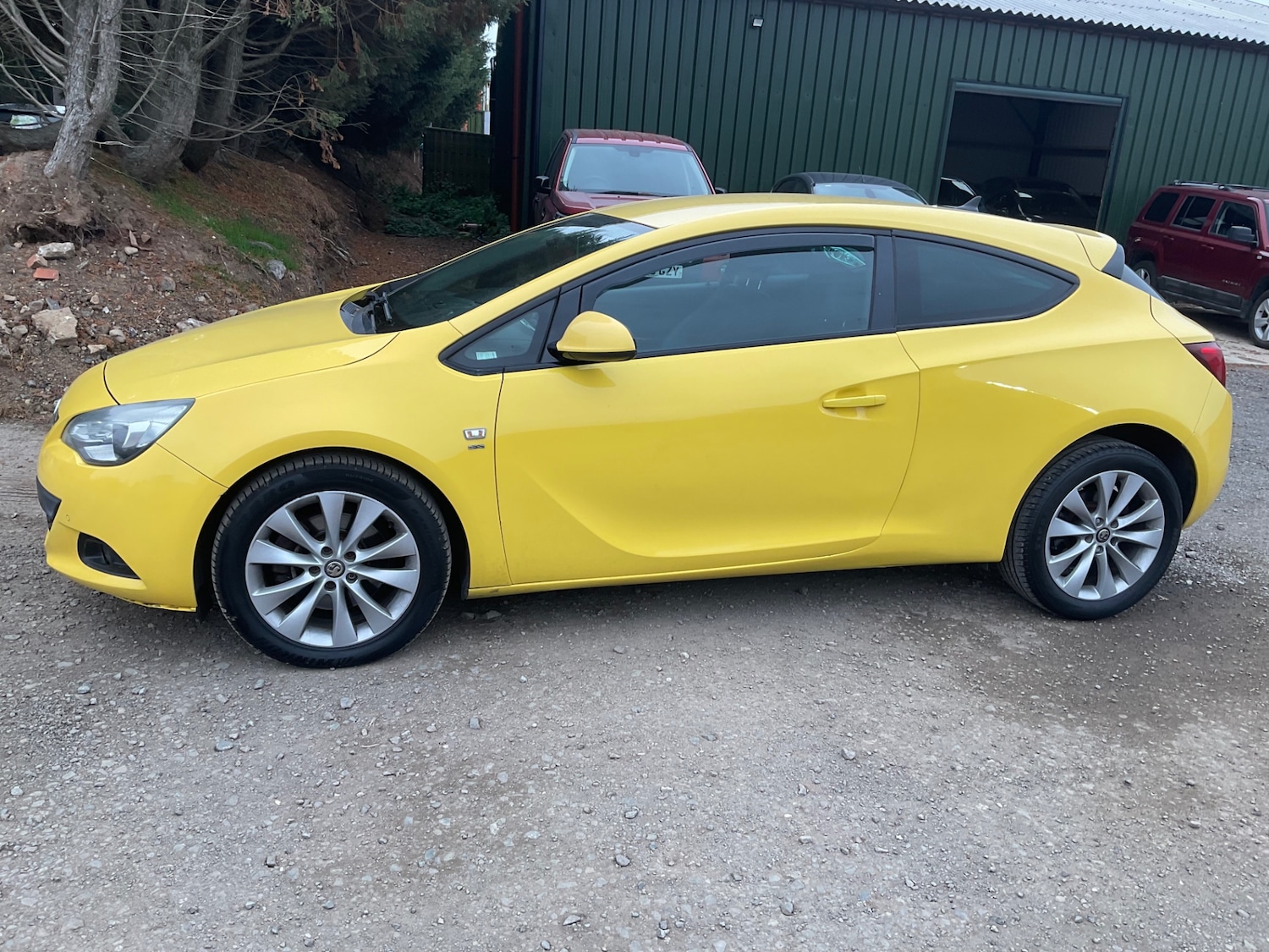 Used Vauxhall Astra GTC 2013 for sale - 76277123: Photo 8