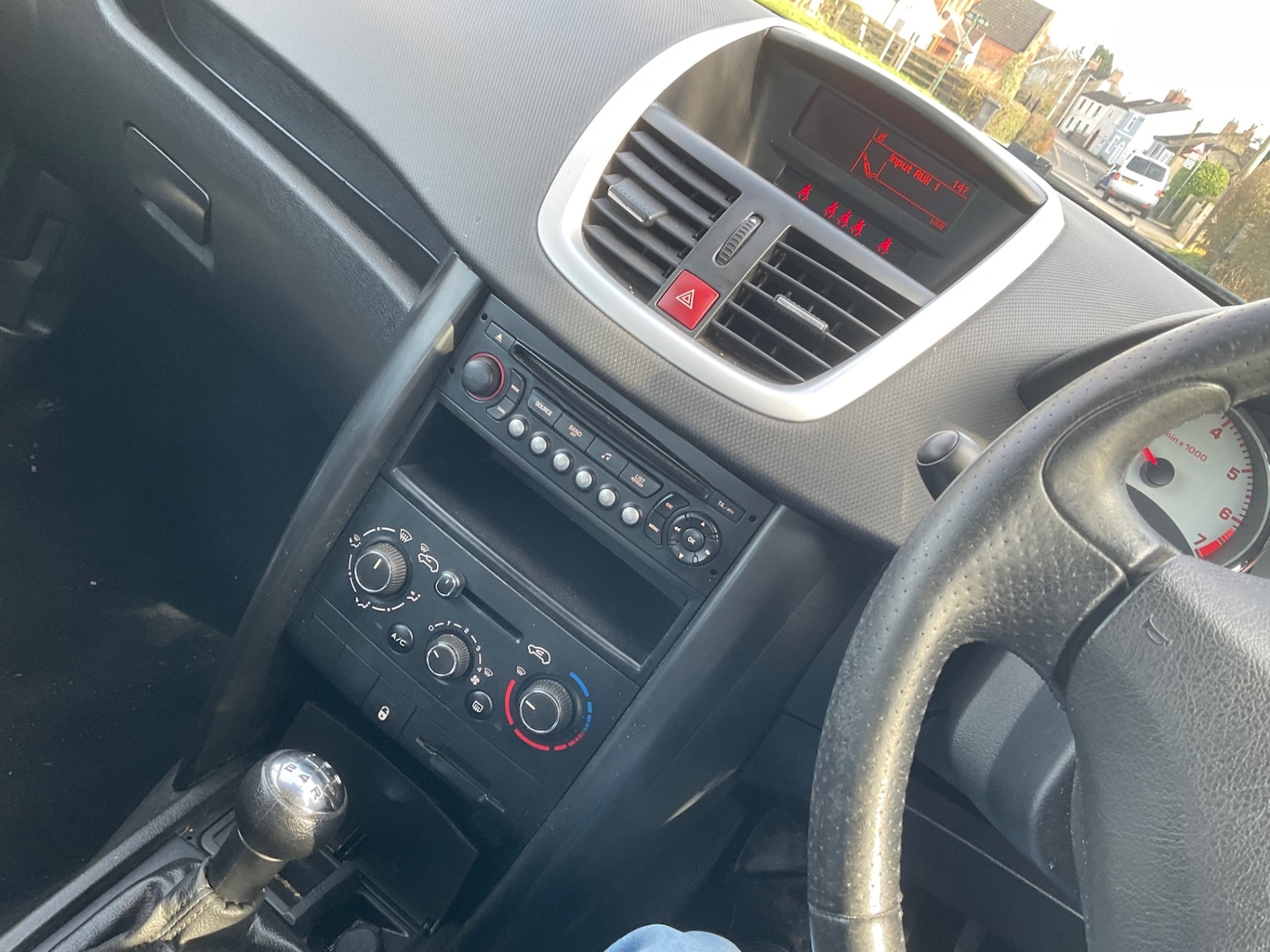 Used Peugeot 207 2011 for sale - 77689369: Photo 19