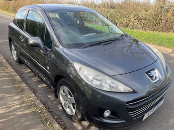 Used Peugeot 207 2011 for sale - 77689369: Photo