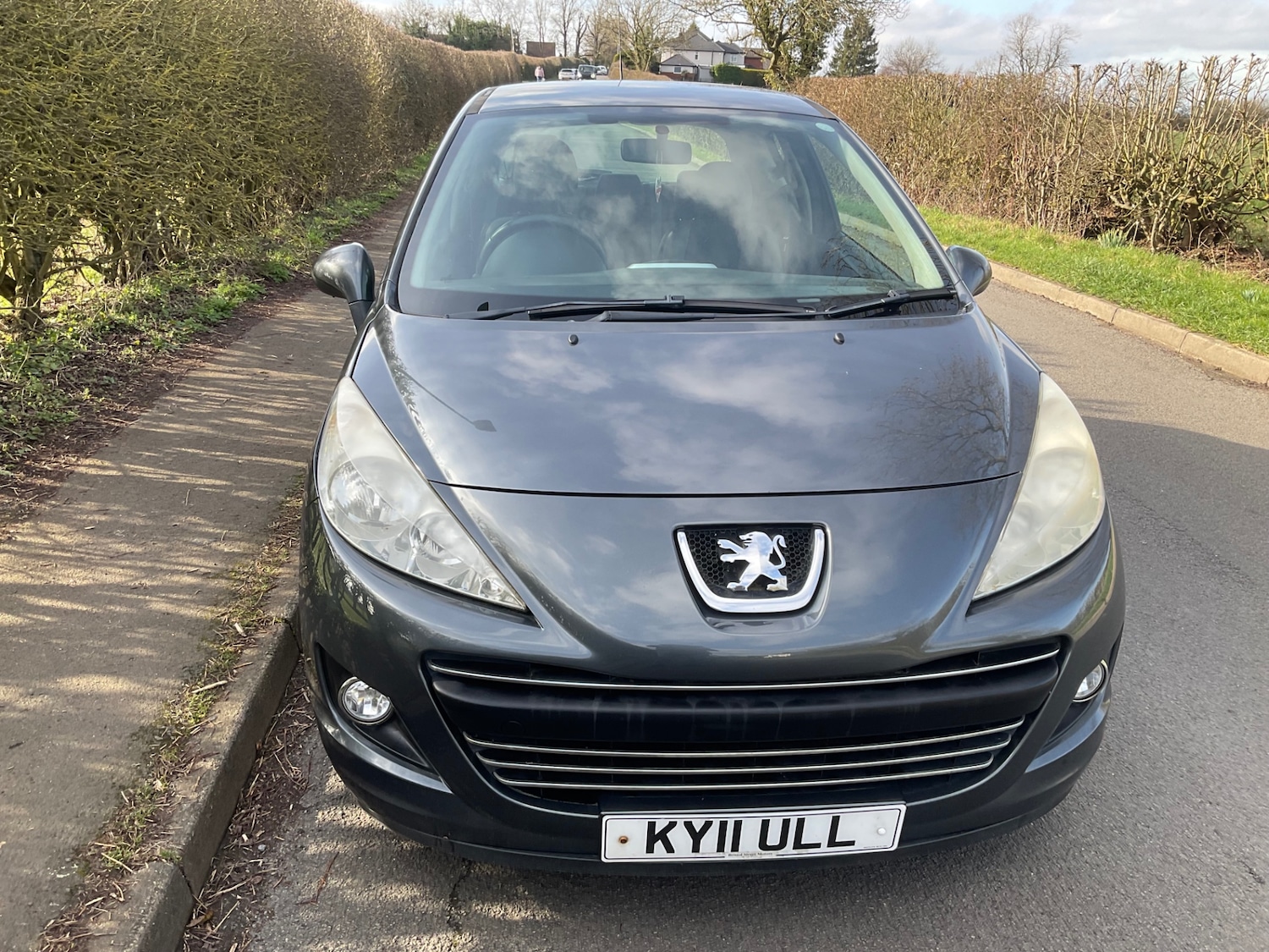 Used Peugeot 207 2011 for sale - 77689369: Photo 2