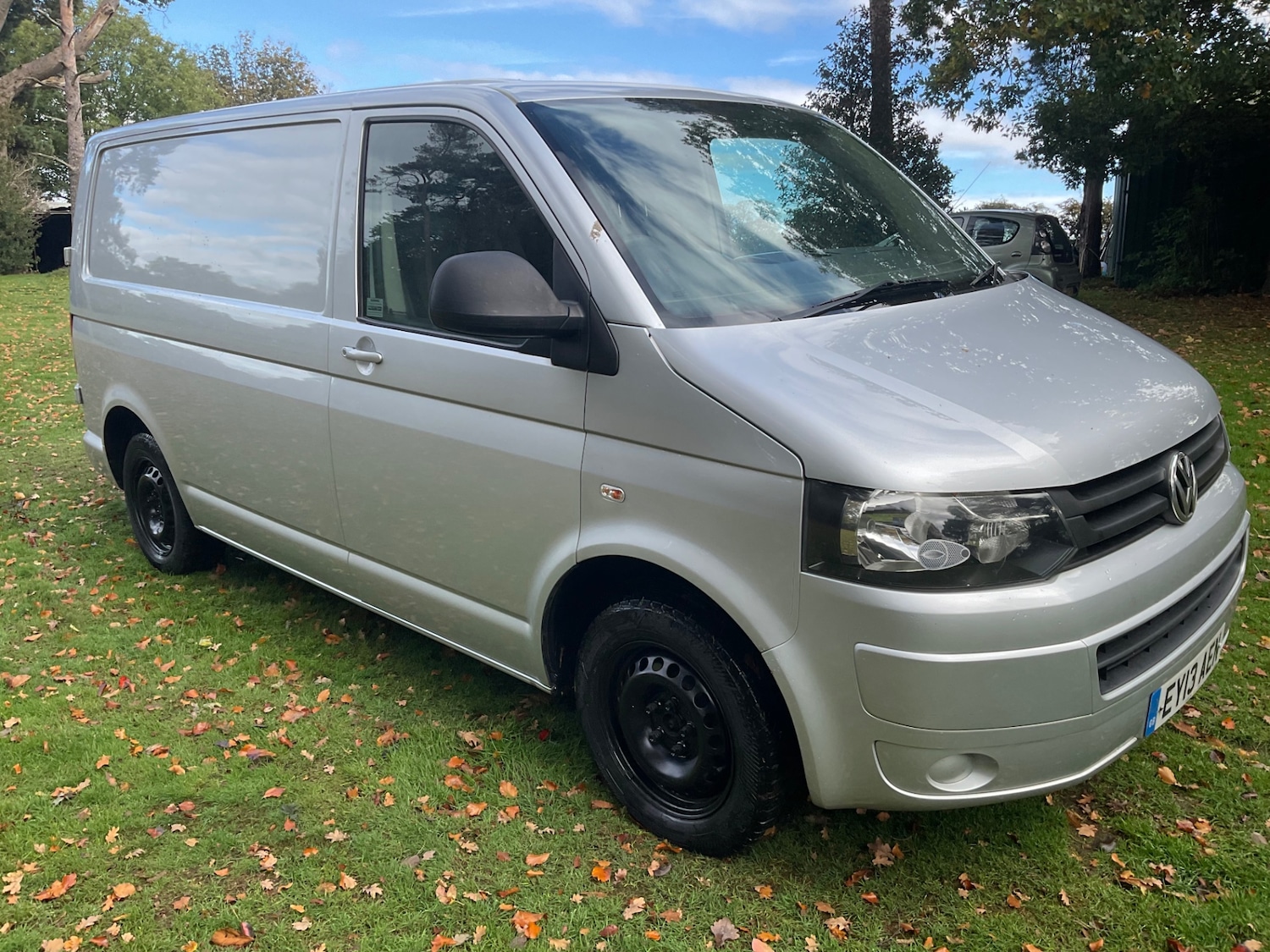 Used Volkswagen Transporter 2013 for sale - 76330150: Photo 1