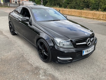 Used Mercedes-Benz C Class 2014 for sale - 79380428: Photo