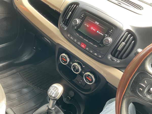 Used Fiat 500L 2014 for sale - 74314284: Photo 11