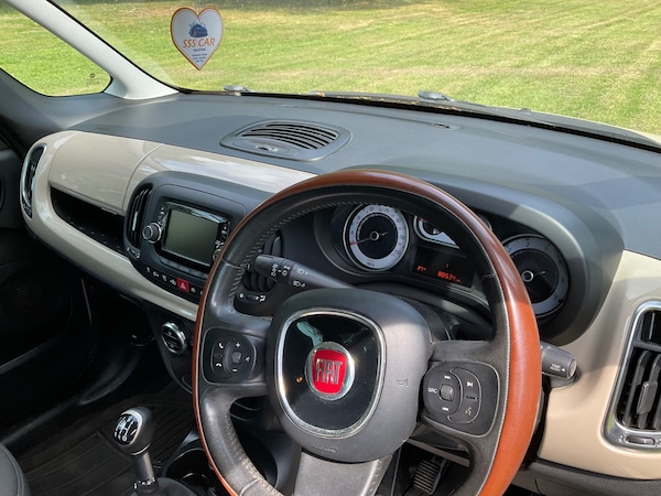 Used Fiat 500L 2014 for sale - 74314284: Photo 14