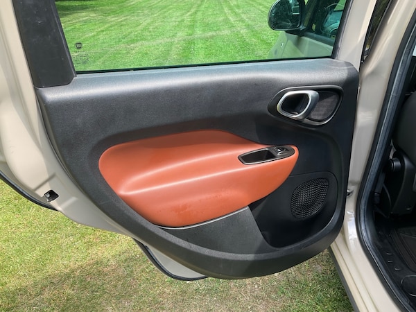 Used Fiat 500L 2014 for sale - 74314284: Photo 21