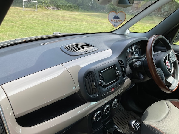 Used Fiat 500L 2014 for sale - 74314284: Photo 23