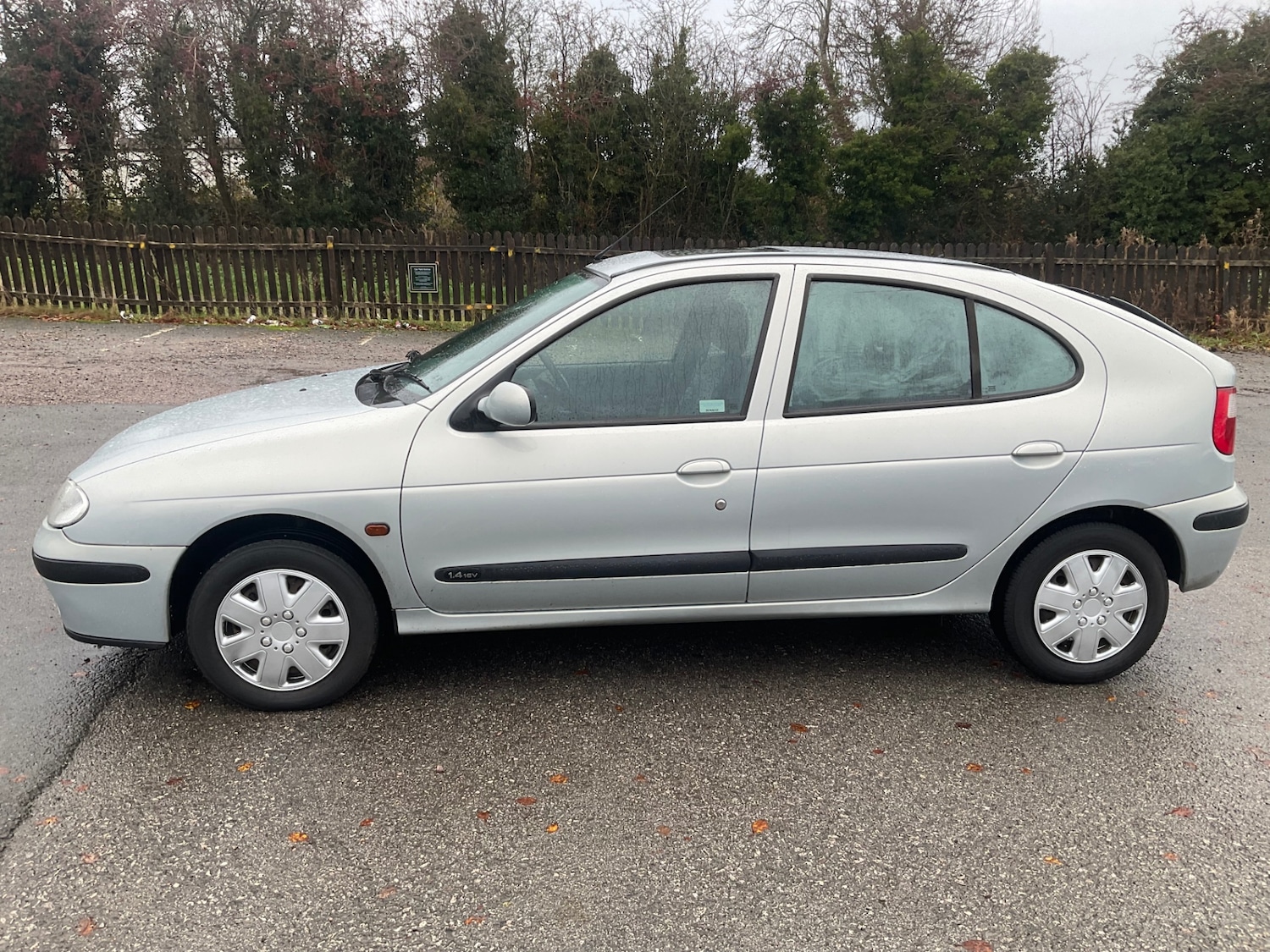 Used Renault Megane 2002 for sale - 77012039: Photo 4
