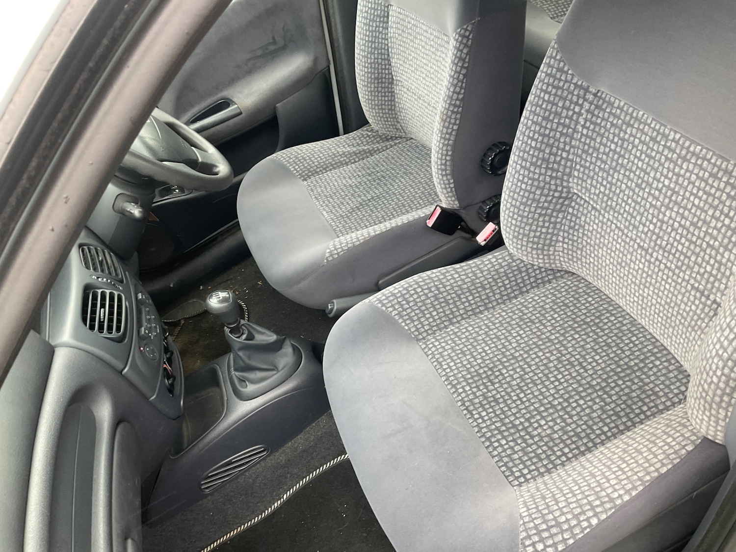 Used Renault Megane 2002 for sale - 77012039: Photo 7