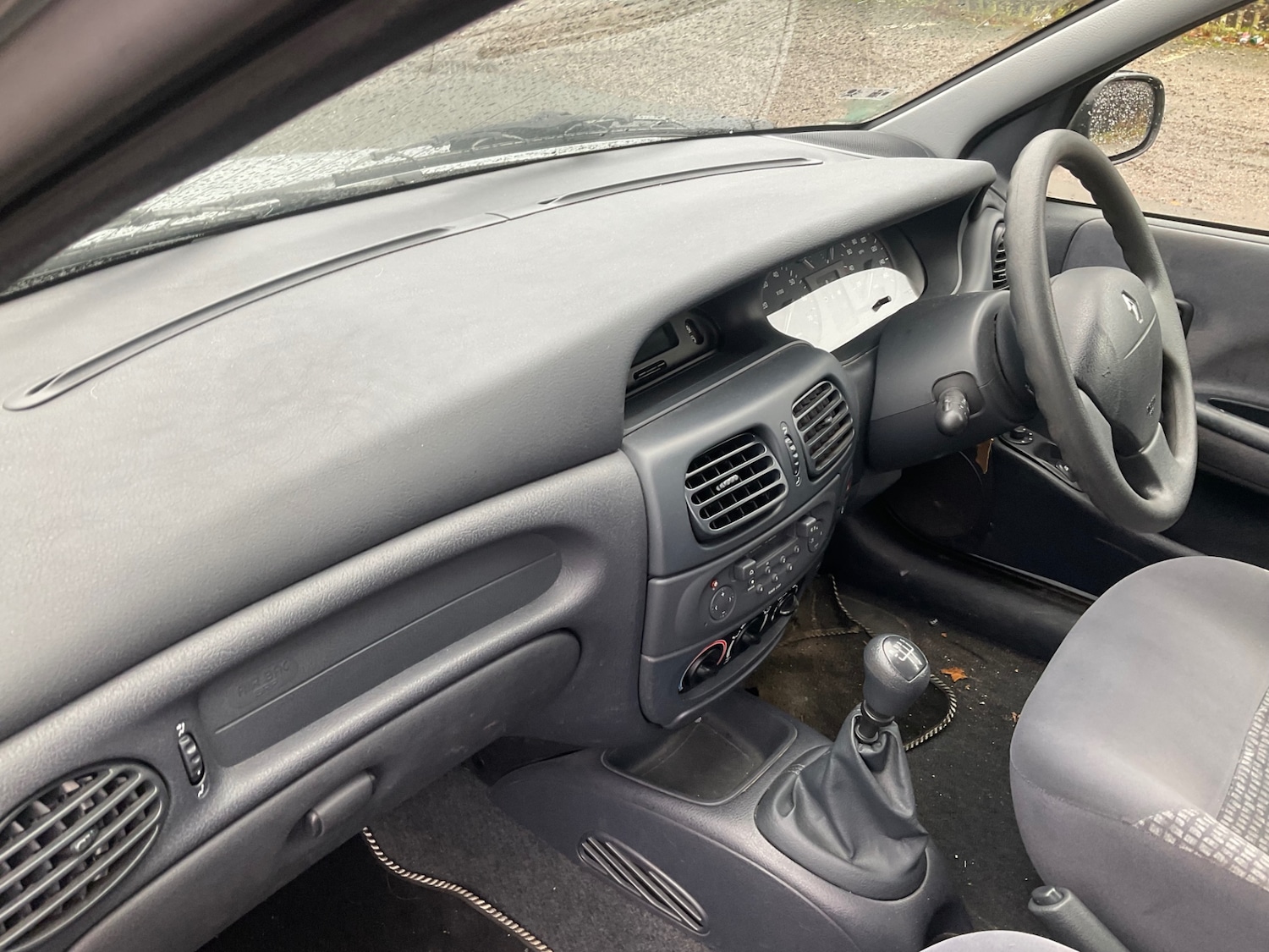 Used Renault Megane 2002 for sale - 77012039: Photo 8