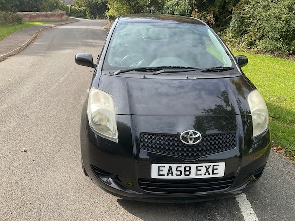 Used Toyota Yaris 2009 for sale - 76143931: Photo 2