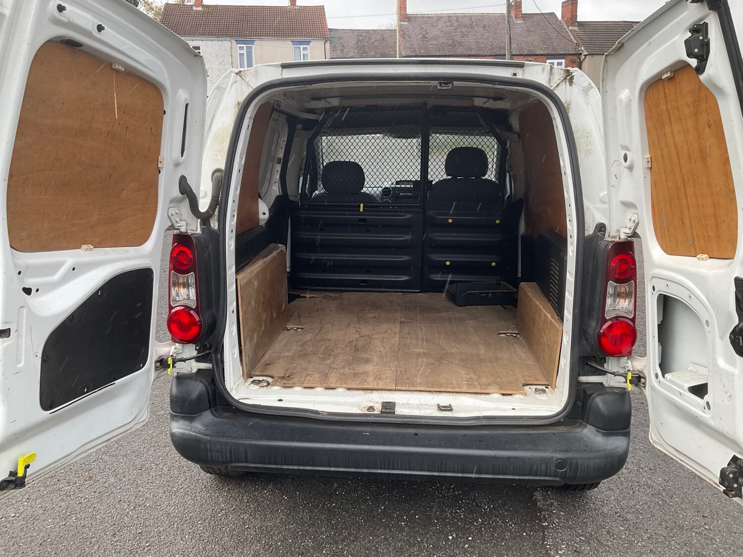 Used Peugeot Partner 2012 for sale - 76382804: Photo 9