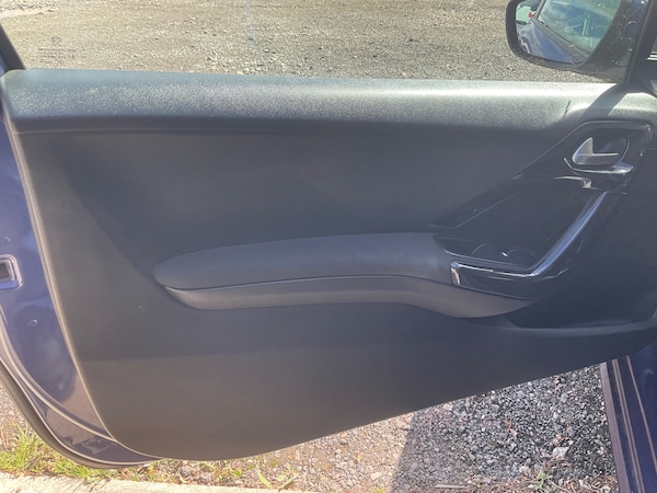 Used Peugeot 208 2013 for sale - 75934811: Photo 16