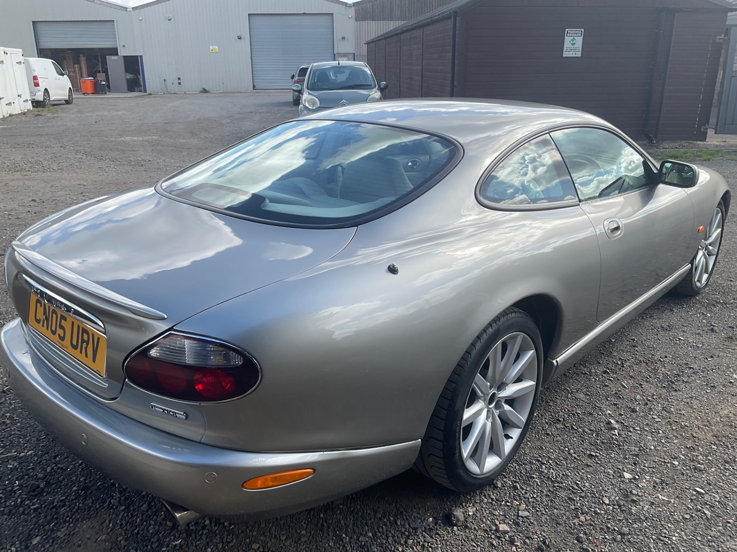 Used Jaguar XK8 2005 for sale - 75946649: Photo 3