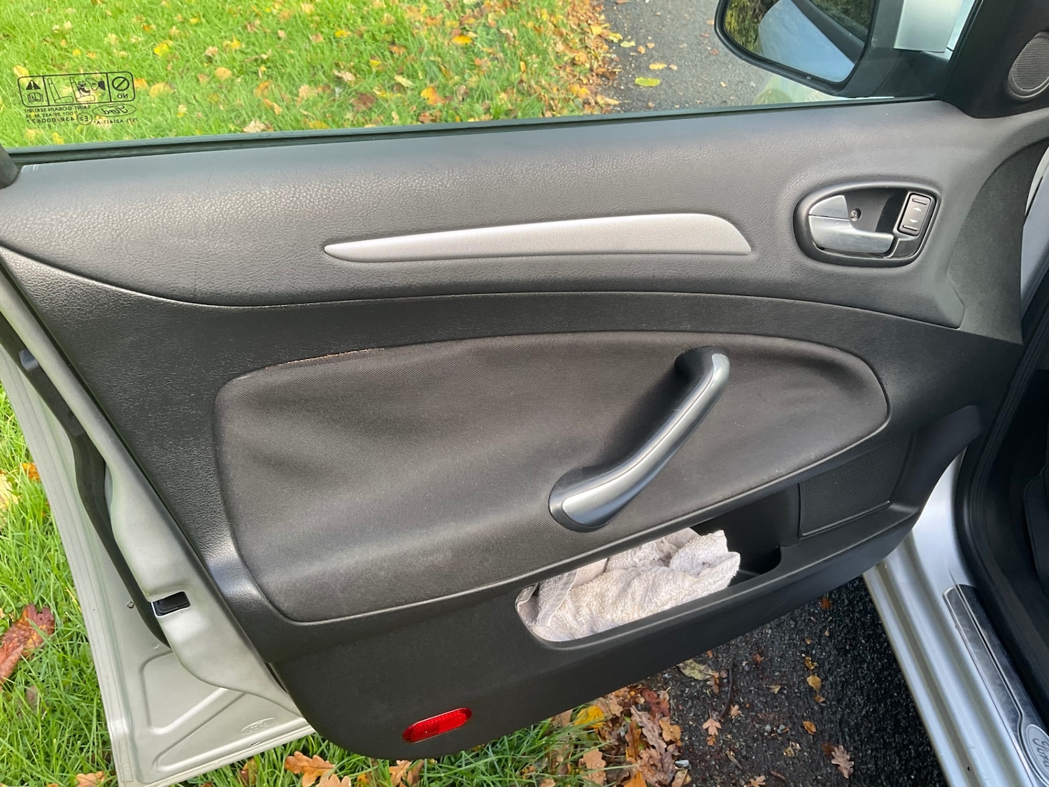 Used Ford Mondeo 2011 for sale - 76383198: Photo 24