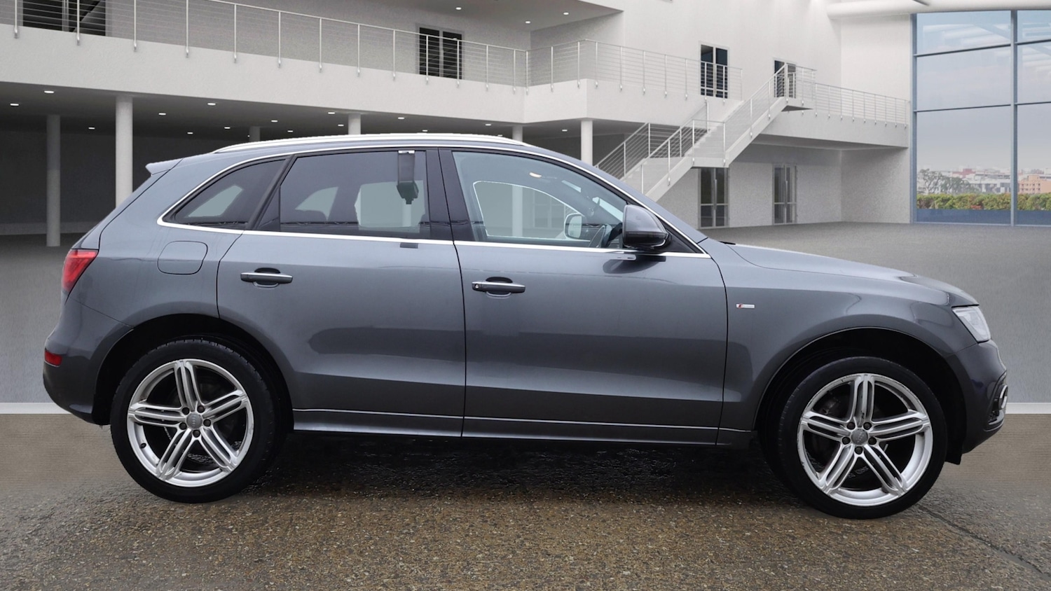 Used Audi Q5 2015 for sale - 76626575: Photo 2