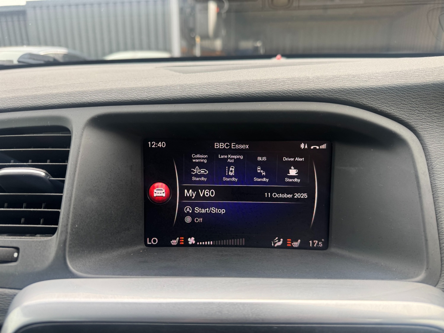 Used Volvo V60 2017 for sale - 76957442: Photo 14