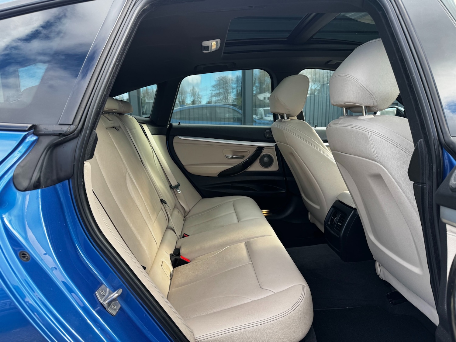 Used BMW 3 Series 2015 for sale - 76588497: Photo 6