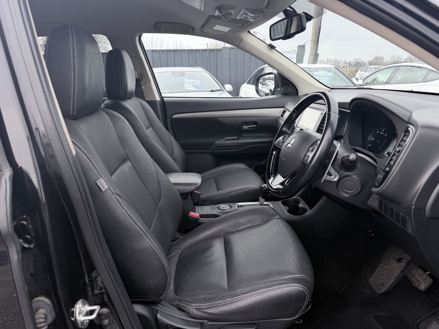 Used Mitsubishi Outlander 2016 for sale - 77168407: Photo 10