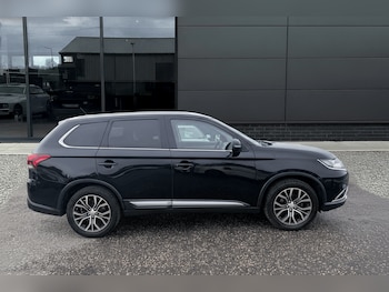 Used Mitsubishi Outlander 2016 for sale - 77168407: Photo