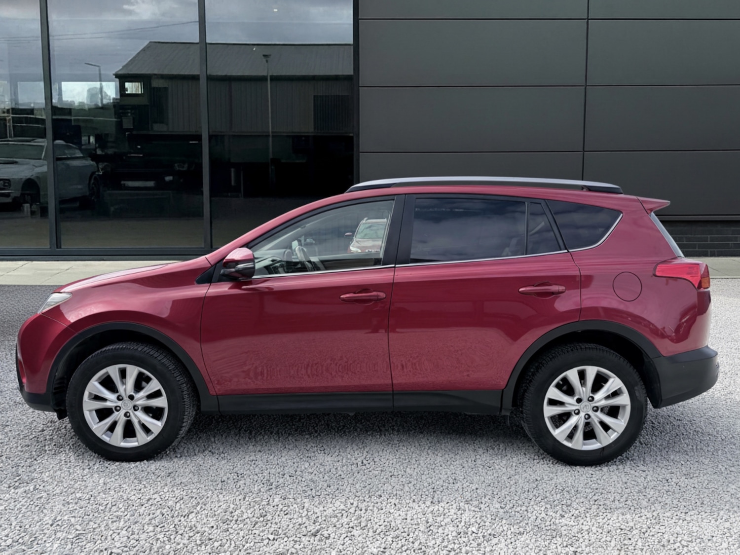 Used Toyota RAV4 2014 for sale - 78092937: Photo 4