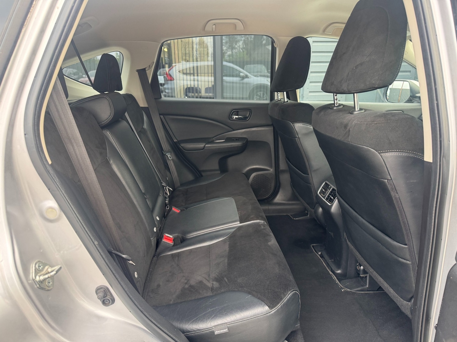 Used Honda CR-V 2015 for sale - 76302249: Photo 6