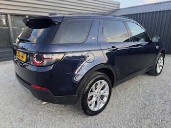 Used Land Rover Discovery Sport 2016 for sale - 75272120: Photo