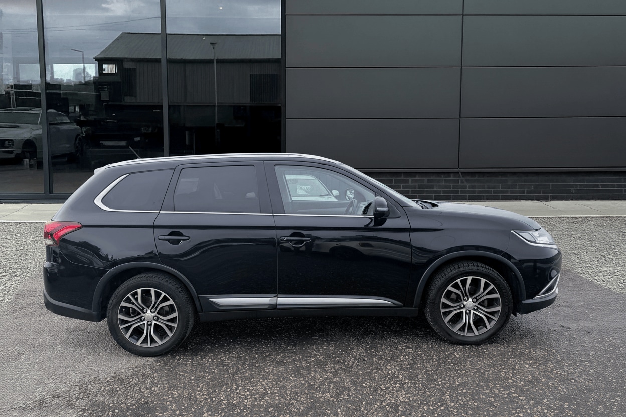 Used Mitsubishi Outlander 2018 for sale - 78064920: Photo 2