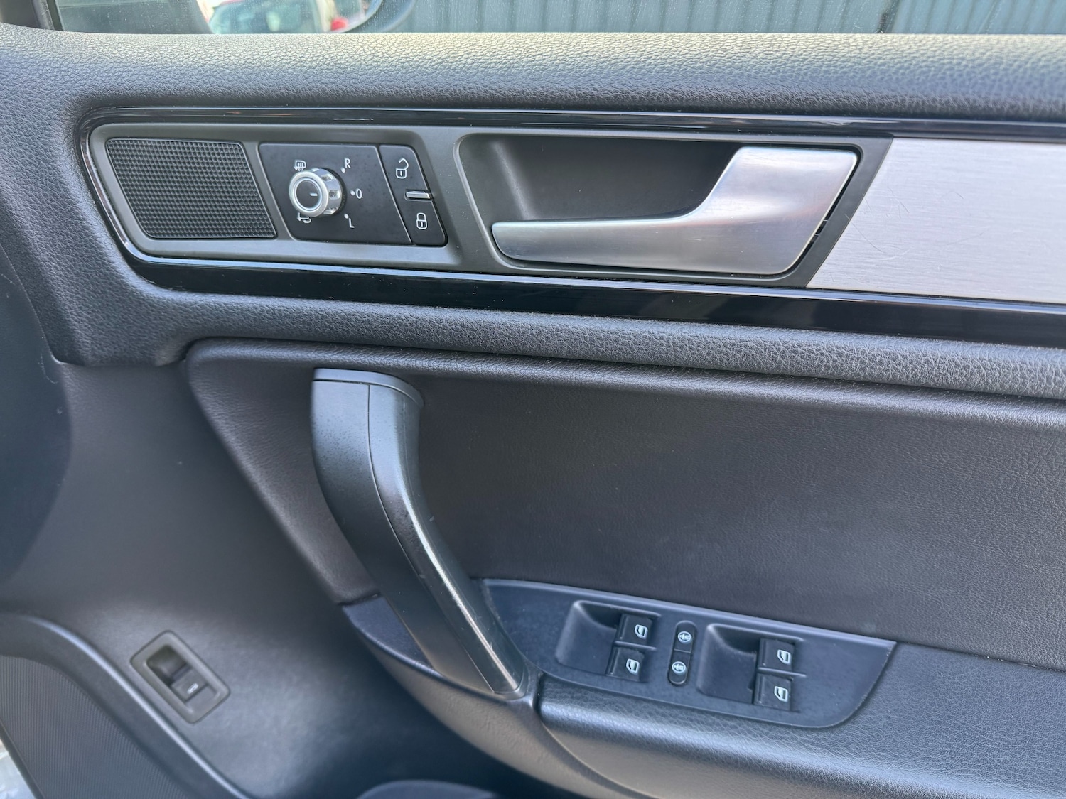 Used Volkswagen Touareg 2014 for sale - 76649881: Photo 22