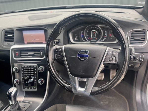 Used Volvo V60 2017 for sale - 76243944: Photo 14
