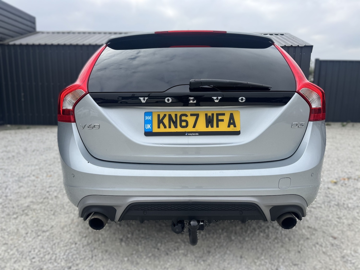 Used Volvo V60 2017 for sale - 76243944: Photo 22