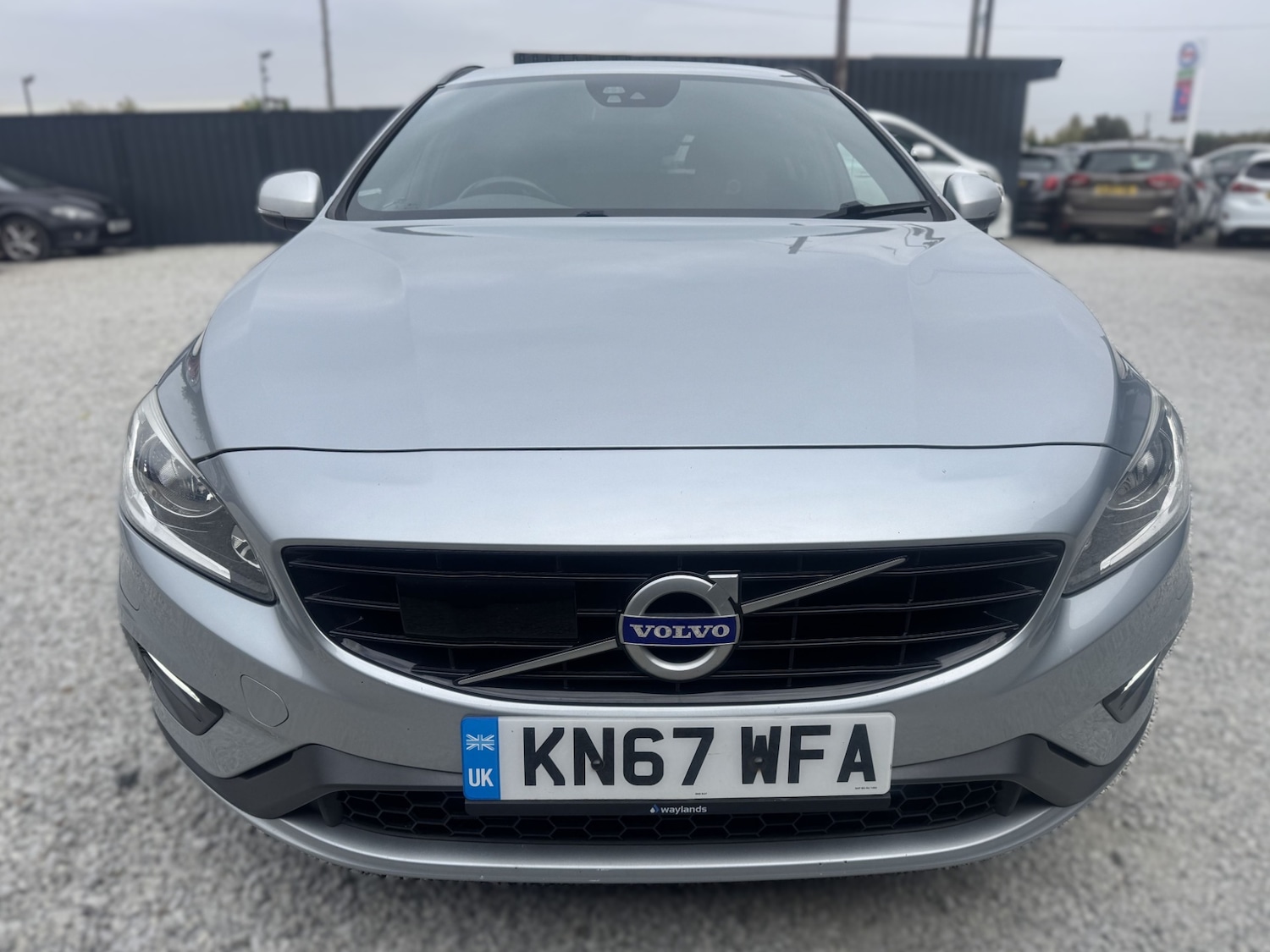 Used Volvo V60 2017 for sale - 76243944: Photo 26