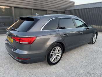 Used Audi A4 2016 for sale - 74730073: Photo
