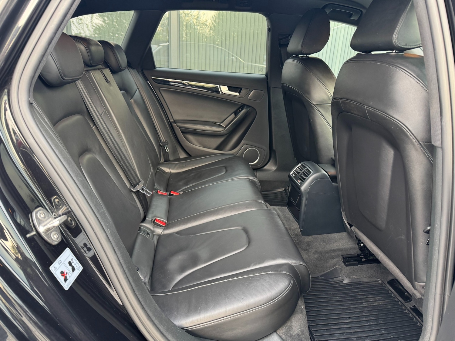 Used Audi A4 2014 for sale - 76957628: Photo 12