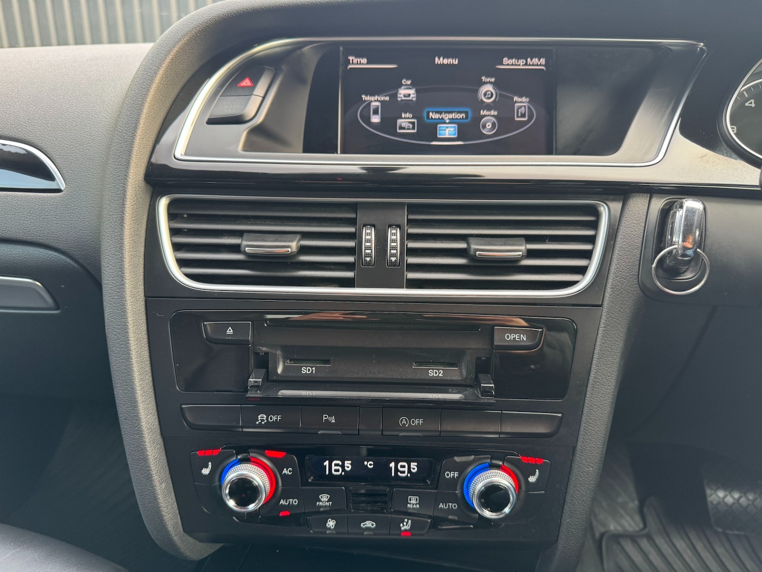 Used Audi A4 2014 for sale - 76957628: Photo 13