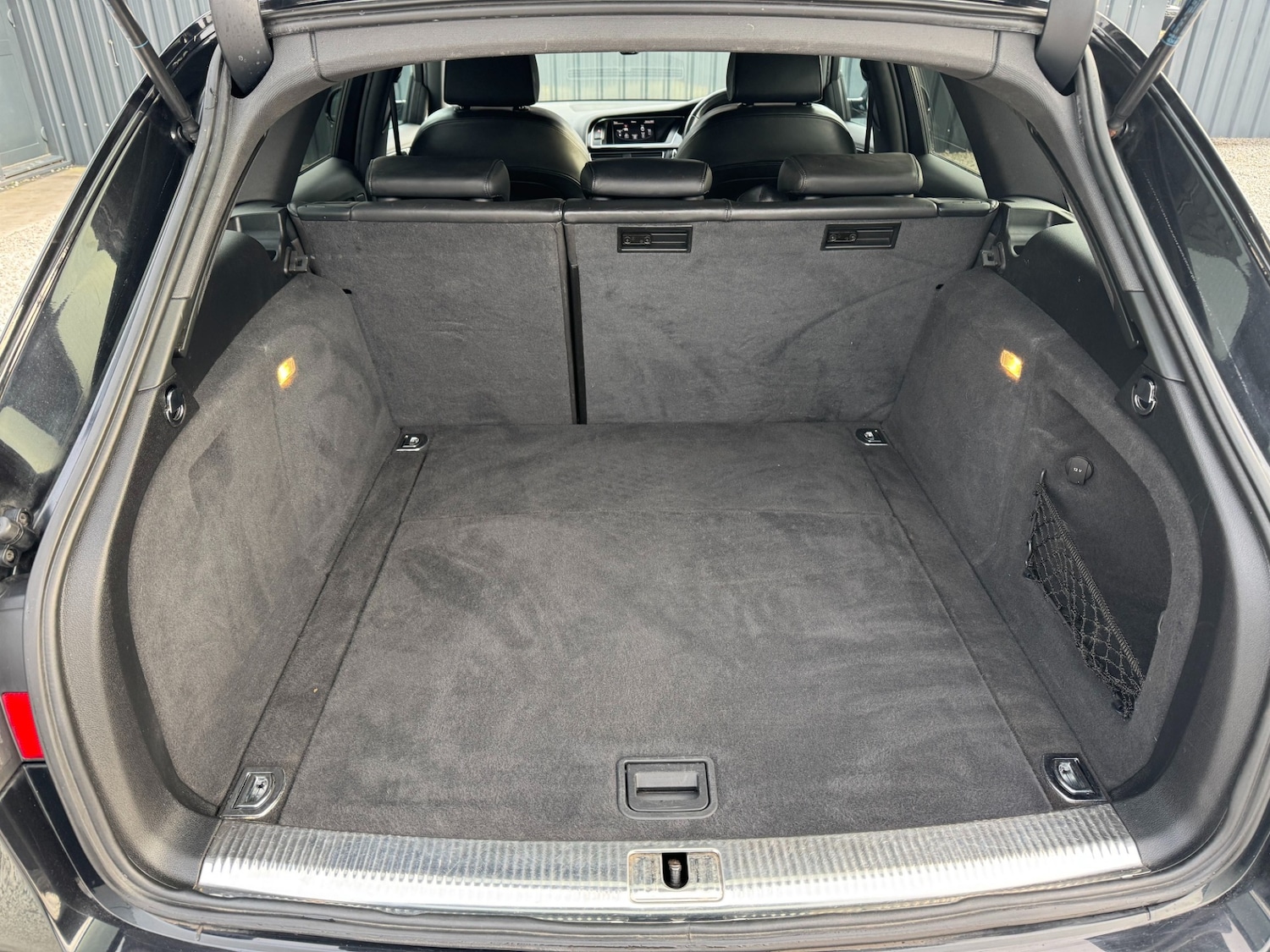 Used Audi A4 2014 for sale - 76957628: Photo 27