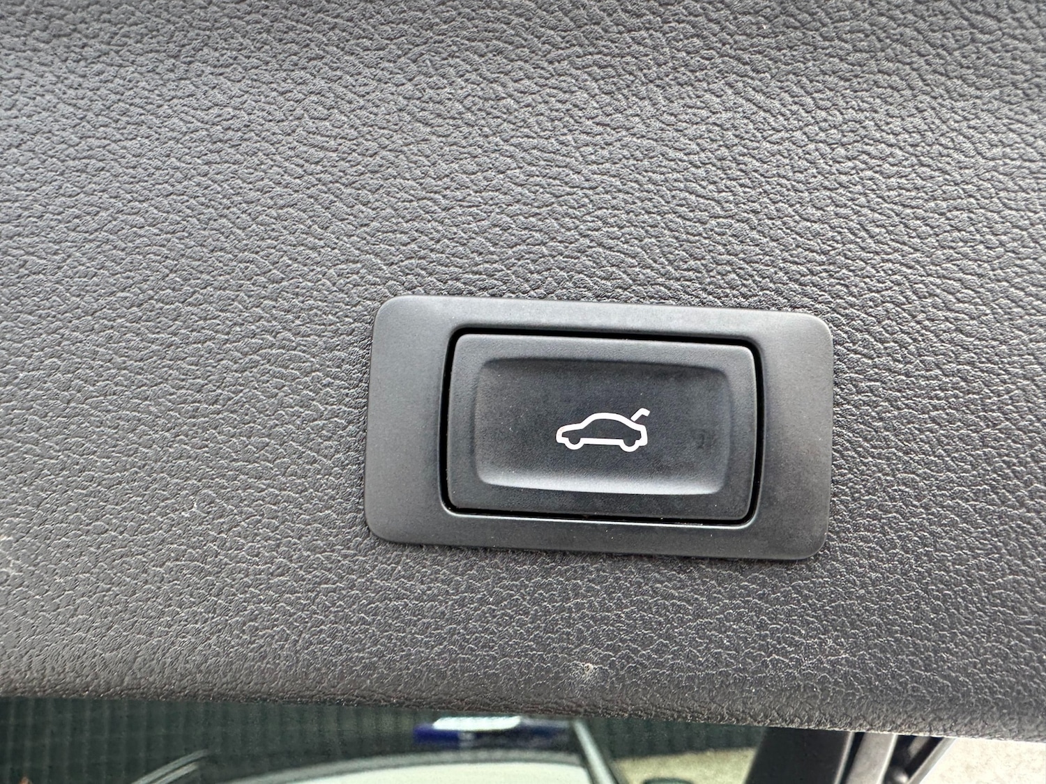 Used Audi A4 2014 for sale - 76957628: Photo 28