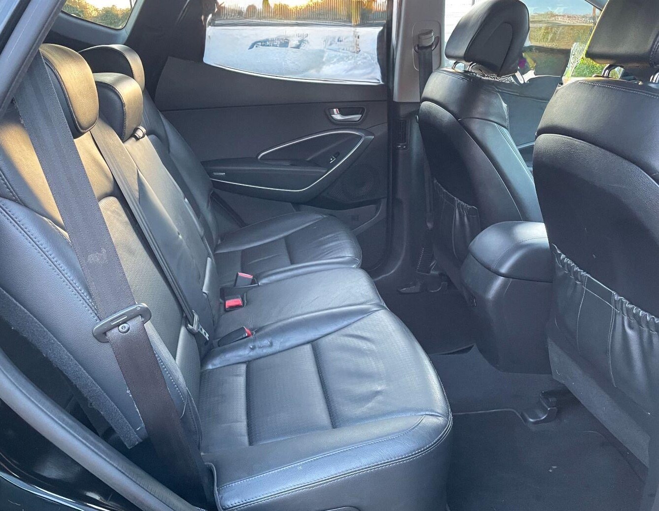 Used Hyundai Santa Fe 2015 for sale - 77789759: Photo 10