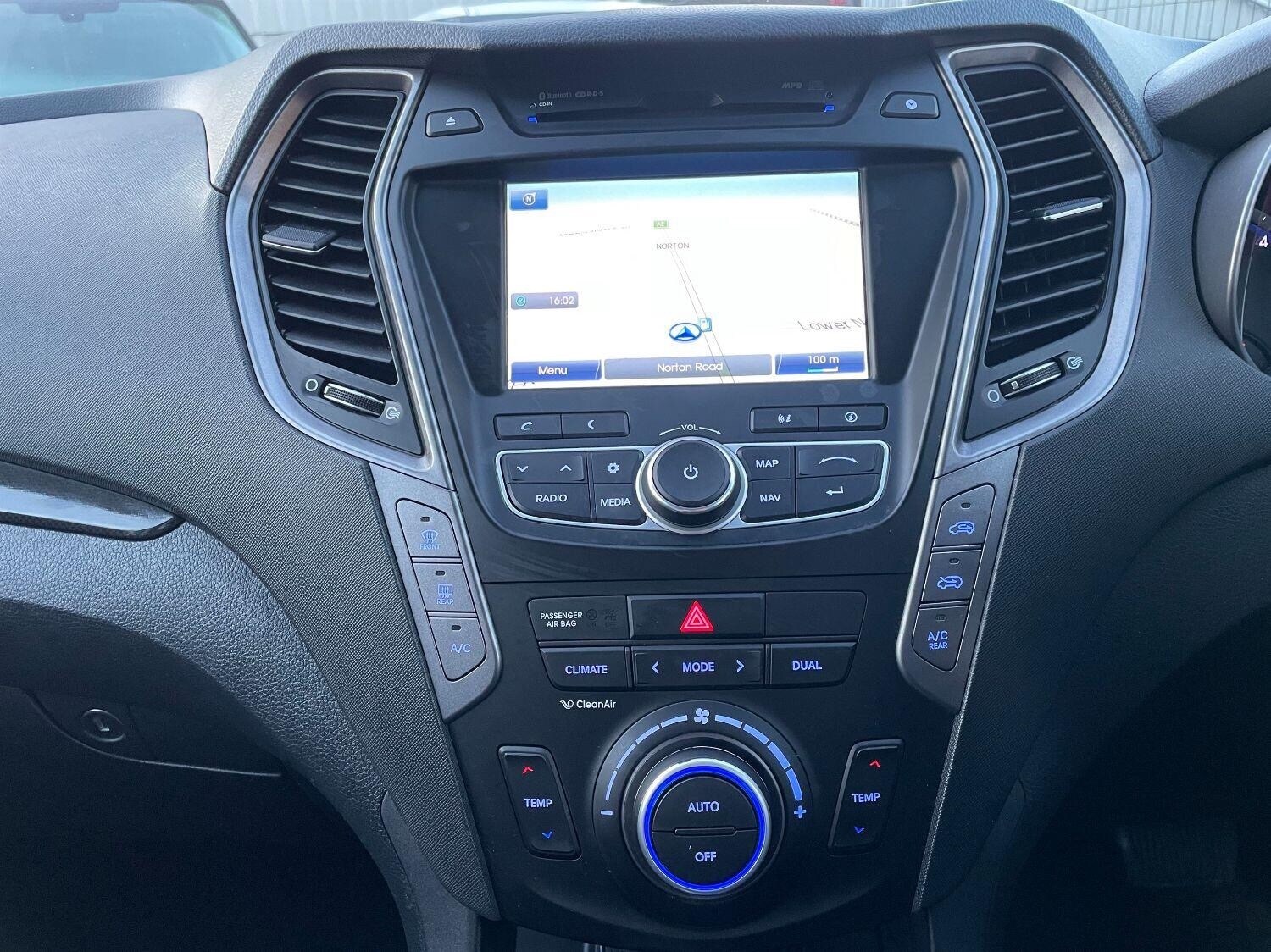 Used Hyundai Santa Fe 2015 for sale - 77789759: Photo 12