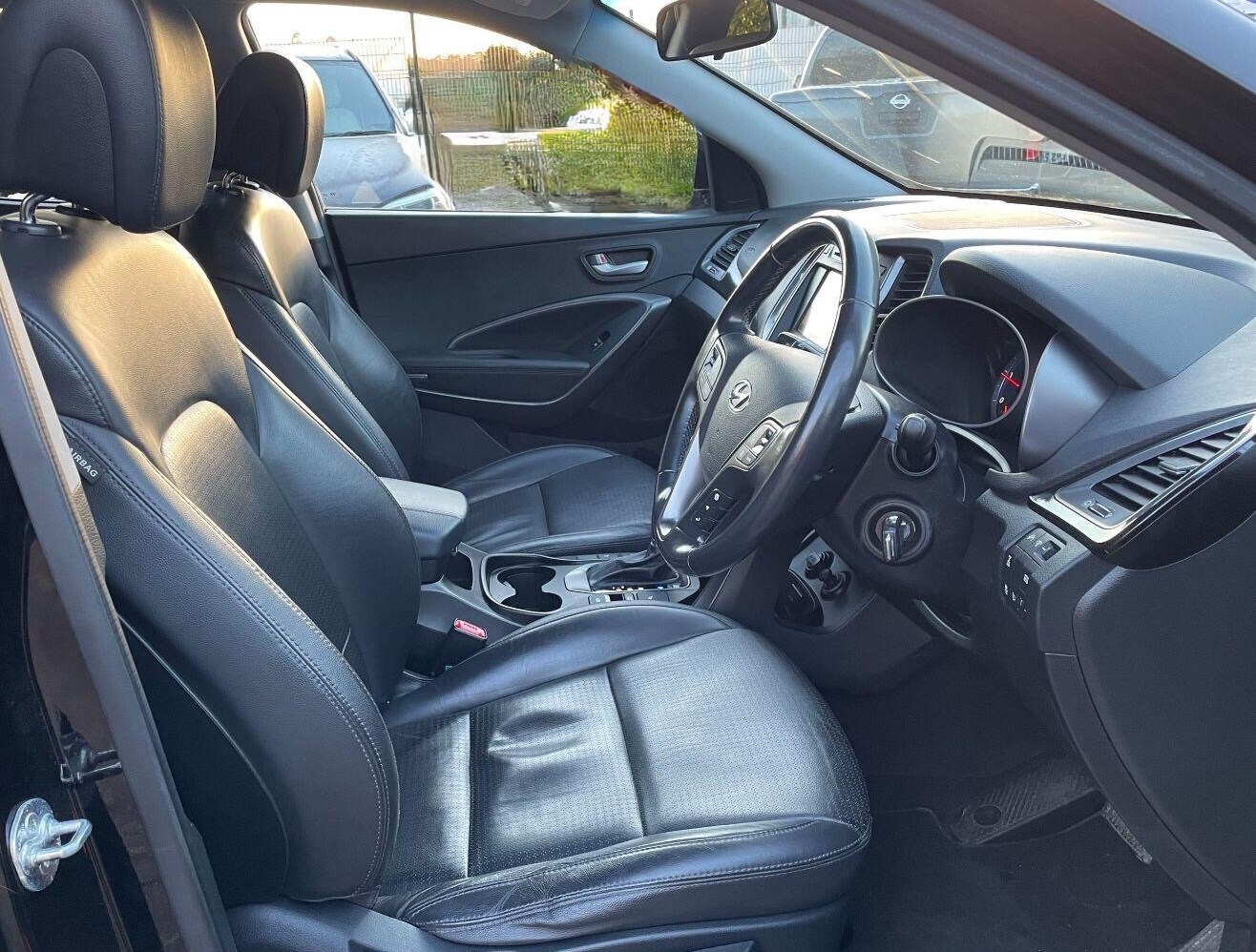 Used Hyundai Santa Fe 2015 for sale - 77789759: Photo 9