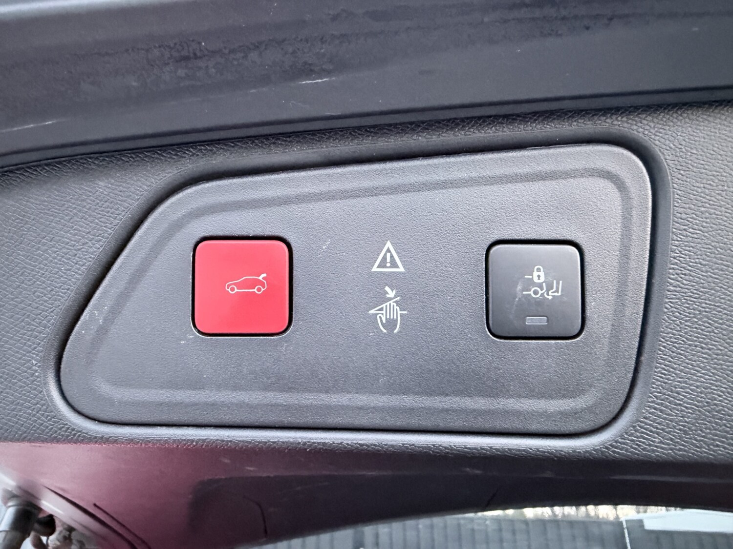 Used Peugeot 3008 2017 for sale - 78060745: Photo 32