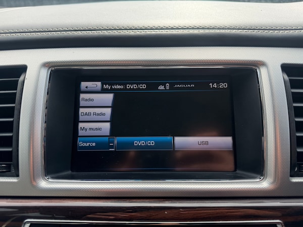 Used Jaguar XF 2015 for sale - 75481625: Photo 15