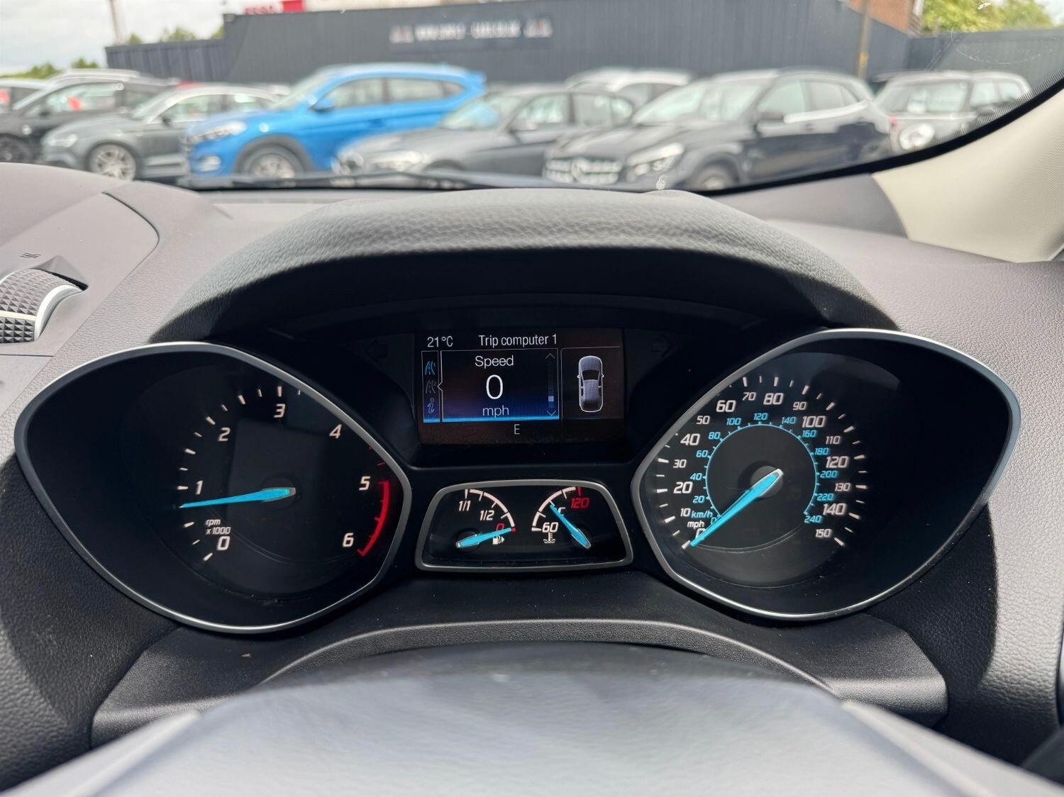 Used Ford Kuga 2015 for sale - 77997343: Photo 15