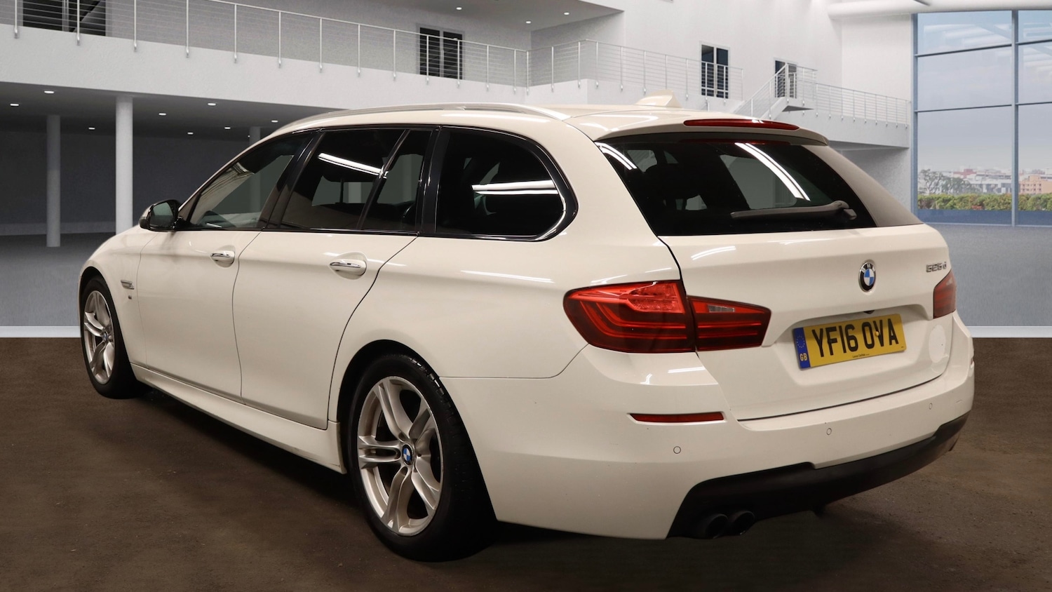 Used BMW 5 Series 2016 for sale - 77743951: Photo 4